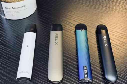 未成年女生抽电子烟：健康风险与关注重点