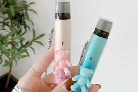 未成年为何不能抽电子烟：对健康与心理的潜在影响