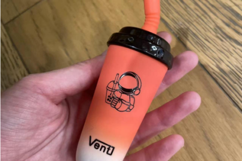 minicup奶茶杯电子烟的使用时长：一次充电的续航与使用体验