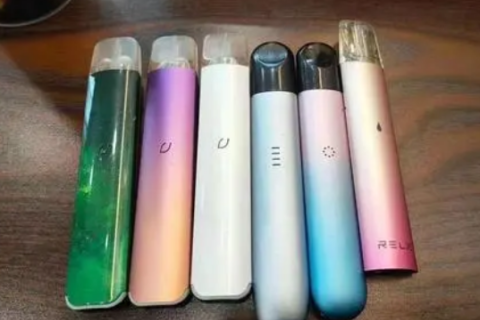 悦刻五代一吸就亮红灯的故障排查应该如何进行？