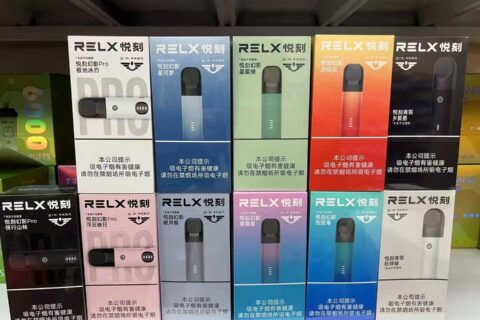 悦刻幻影和悦刻青羽哪个好？怎么选？