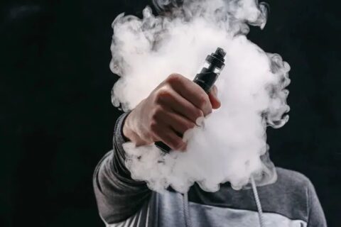 电子烟会产生二手烟吗？不会因燃烧产生二手烟？
