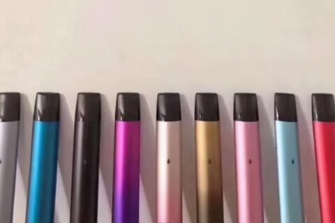 悦刻女孩子适合几代？