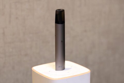relx电子烟抽起来有堵塞感觉什么原因？