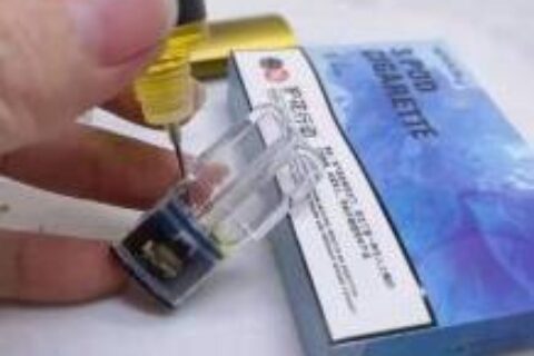 yooz电子烟烟弹可以自己加油吗？
