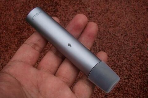 电子烟掉漆算保修吗？