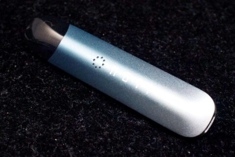 魔笛好抽还是悦刻好抽？个人推荐魔笛