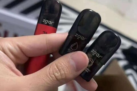 冰熊烟弹和悦刻五代哪个好？各有优点